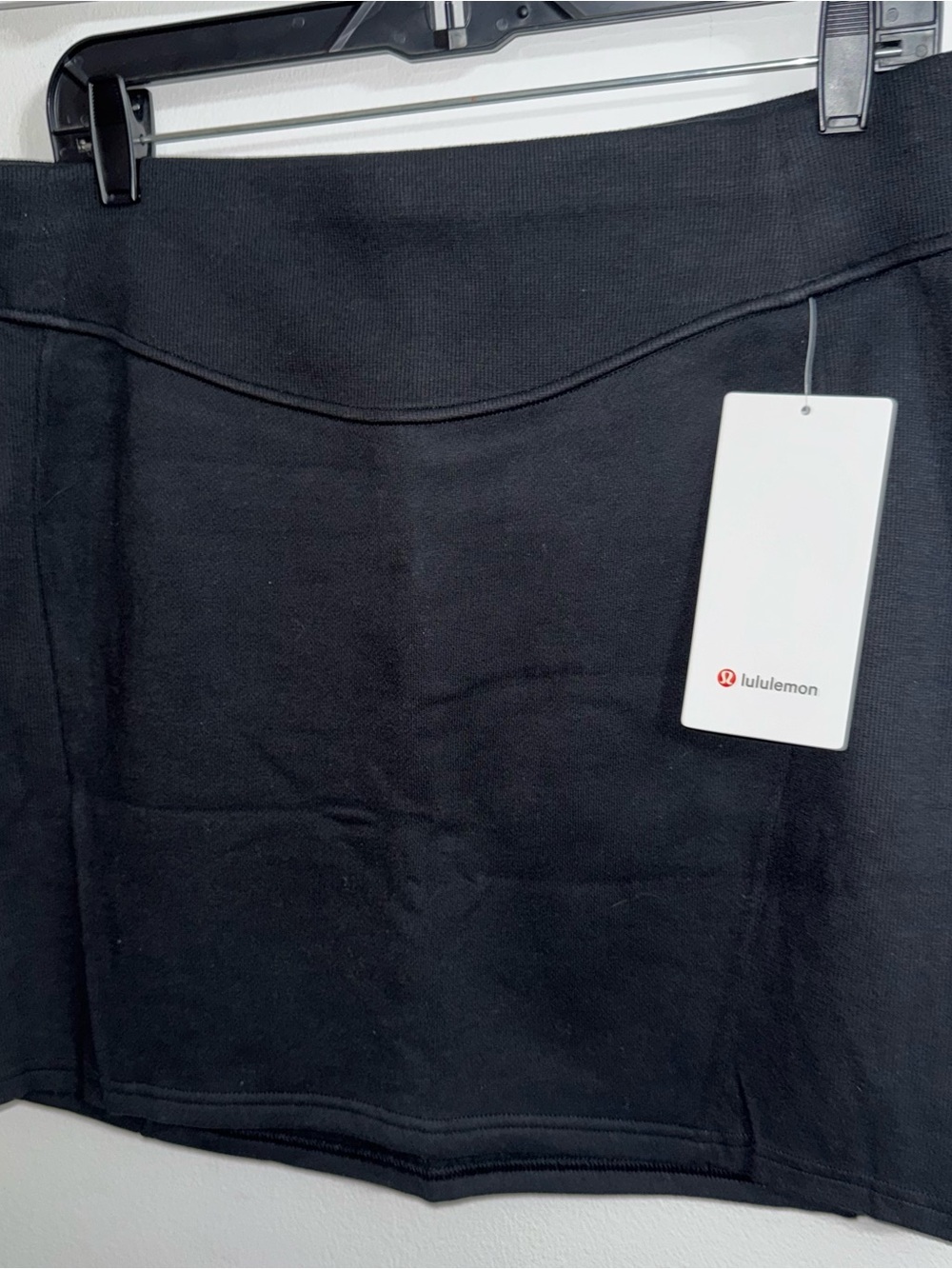 NWT lululemon athletica Scuba HR Mini Skirt